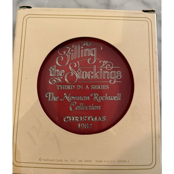 1982 XMAS Tree Cameo Ornament Hallmark Keepsake Norman Rockwell Collection New - Picture 3 of 3